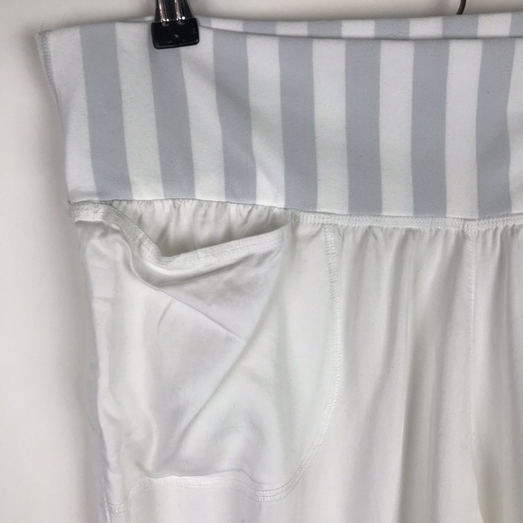 Lululemon Pants White Move Me Loose Gray Striped - Picture 2 of 7